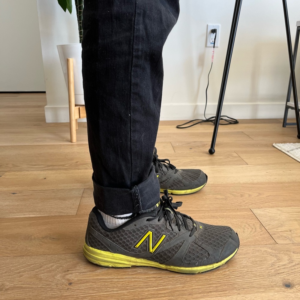 New Balance: “630” Men’s Size 10 Grey & Green Lace-Up Running Shoes